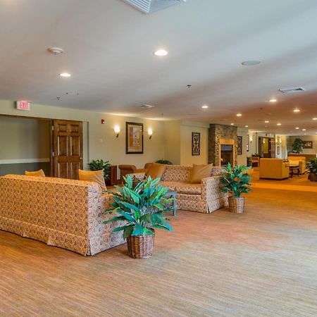 Berkshire Mountain Lodge Pittsfield Extérieur photo