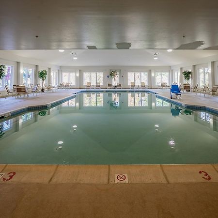 Berkshire Mountain Lodge Pittsfield Extérieur photo