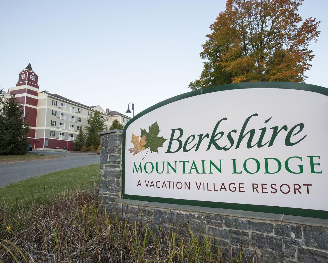 Berkshire Mountain Lodge Pittsfield Extérieur photo